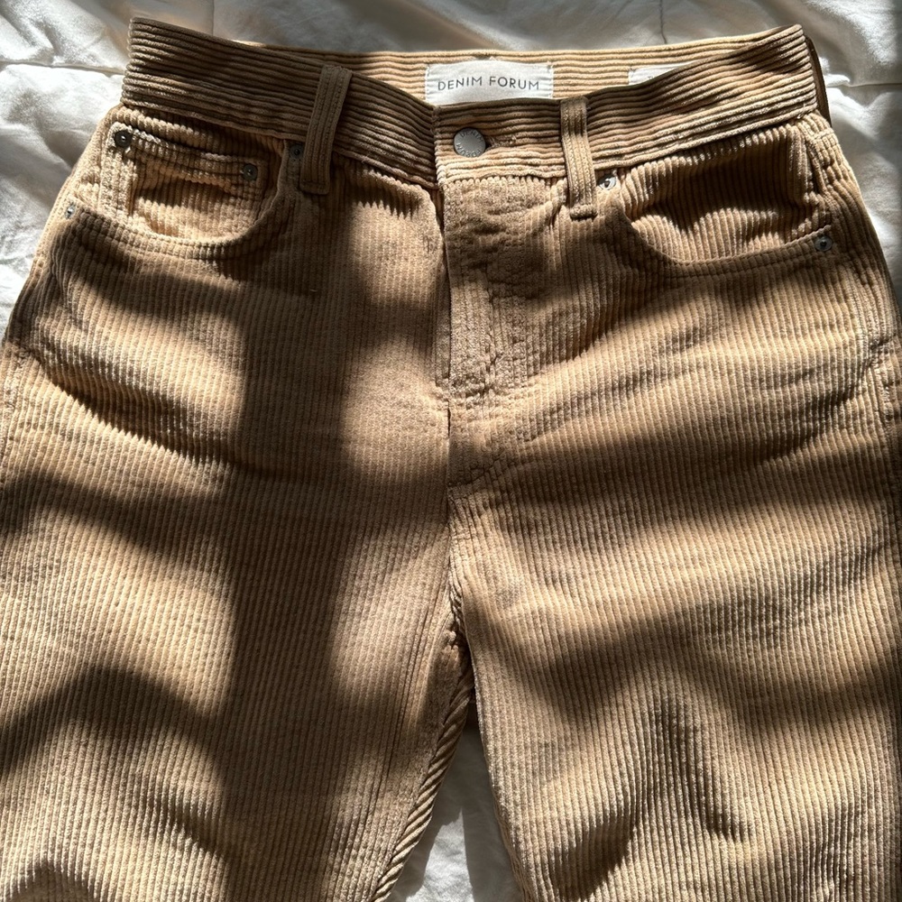 Aritzia yoko high rise slim fit pants size 27 (small)